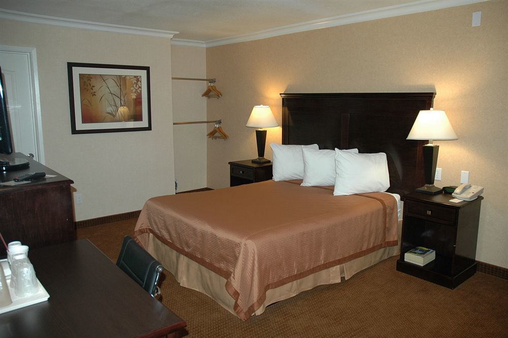 Pasadena Rose & Crown Hotel Rum bild